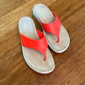 Ecco platform orange women’s thing sandal size 40